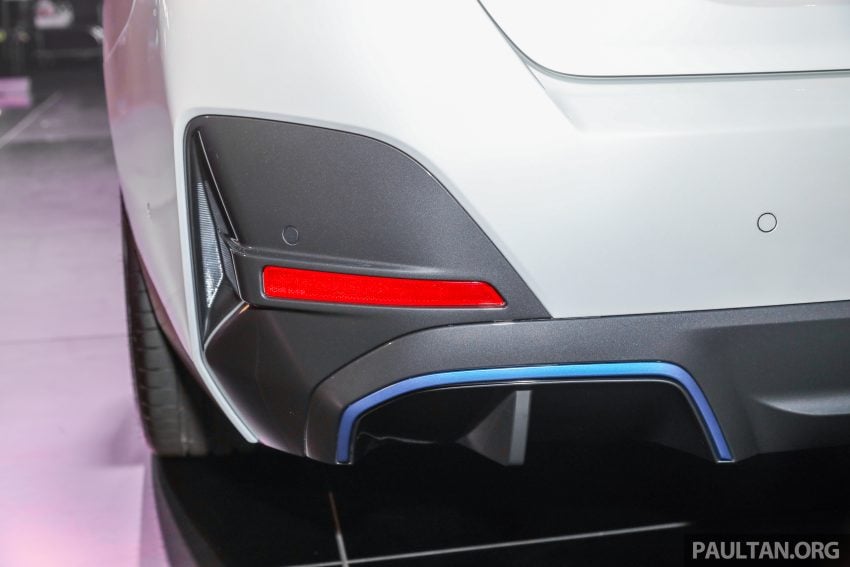 2022 BMW i4 eDrive40 EV本地官方预览, 或将在近期上市 171085