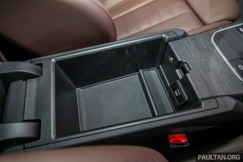 2022 BMW i4 eDrive40 EV本地官方预览, 或将在近期上市 171140
