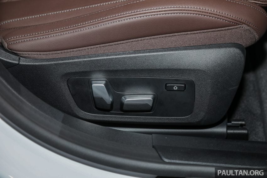 2022 BMW i4 eDrive40 EV本地官方预览, 或将在近期上市 171151