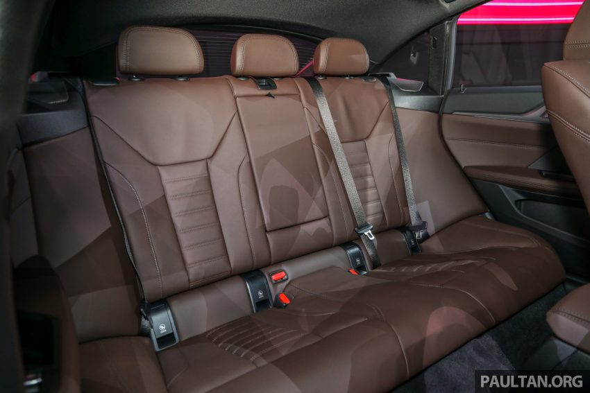 2022 BMW i4 eDrive40 EV本地官方预览, 或将在近期上市 171158