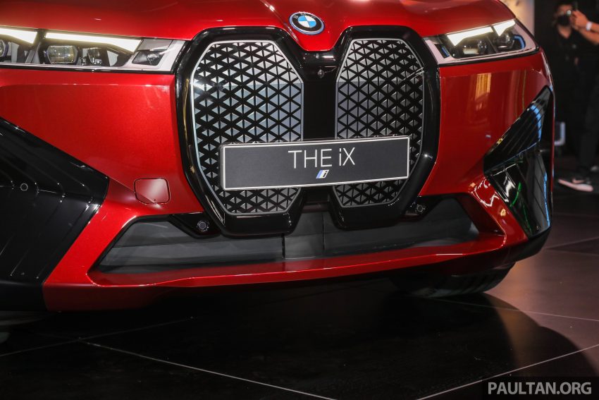 新车实拍: BMW iX xDrive40 Sport, 免税售价从36.1万起 171195