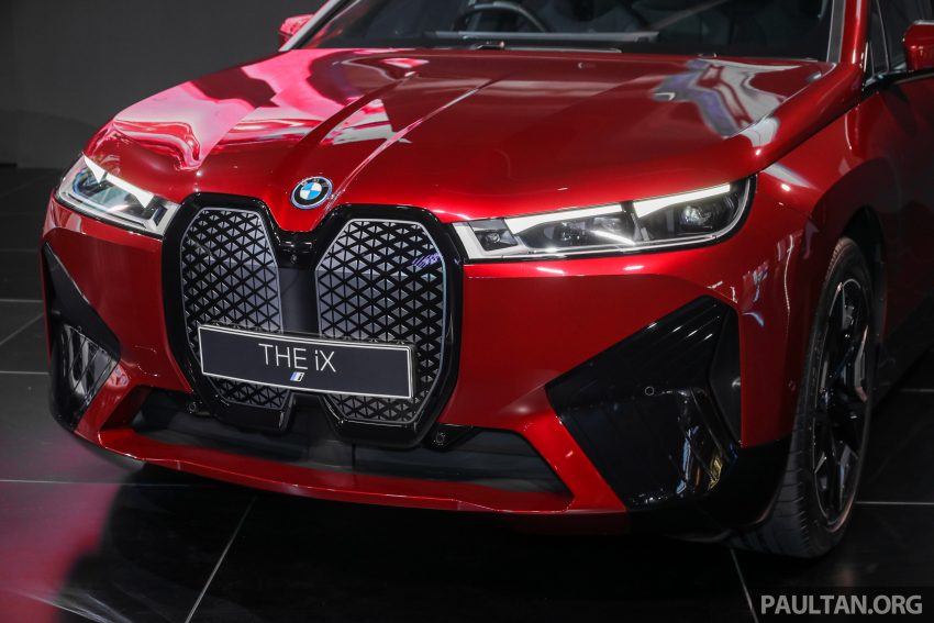 新车实拍: BMW iX xDrive40 Sport, 免税售价从36.1万起 171191