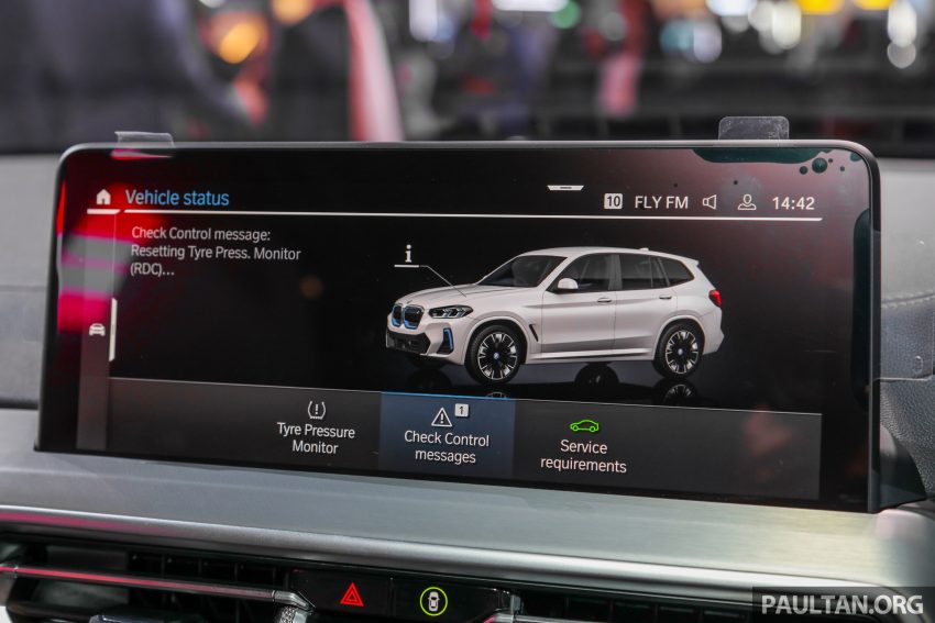 新车实拍: 2022 BMW iX3 M Sport Impressive, 30.7万起 171336