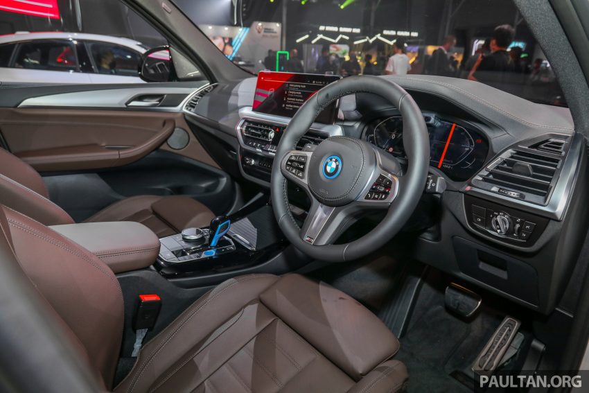 新车实拍: 2022 BMW iX3 M Sport Impressive, 30.7万起 171320