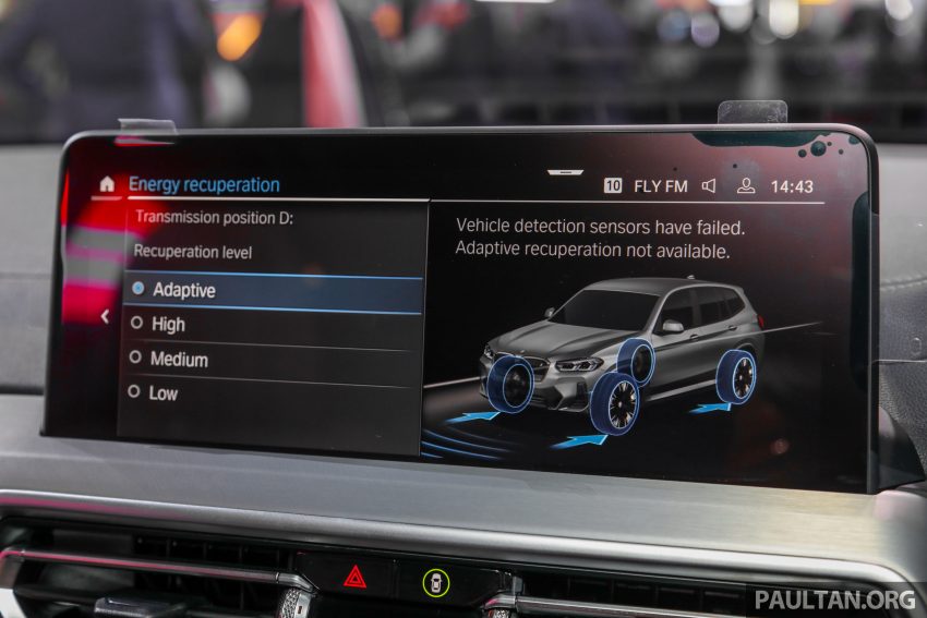 新车实拍: 2022 BMW iX3 M Sport Impressive, 30.7万起 171342