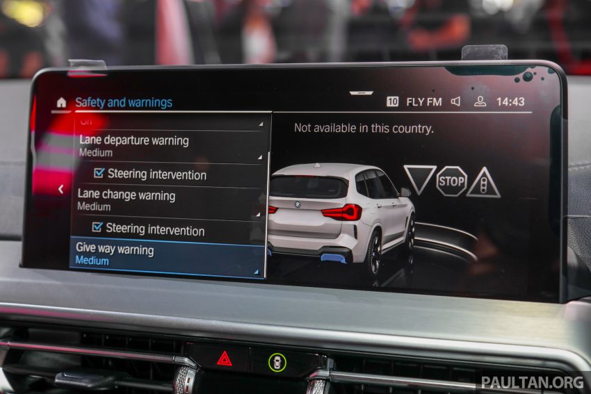 新车实拍: 2022 BMW iX3 M Sport Impressive, 30.7万起 171343