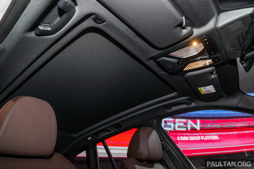 新车实拍: 2022 BMW iX3 M Sport Impressive, 30.7万起 171366