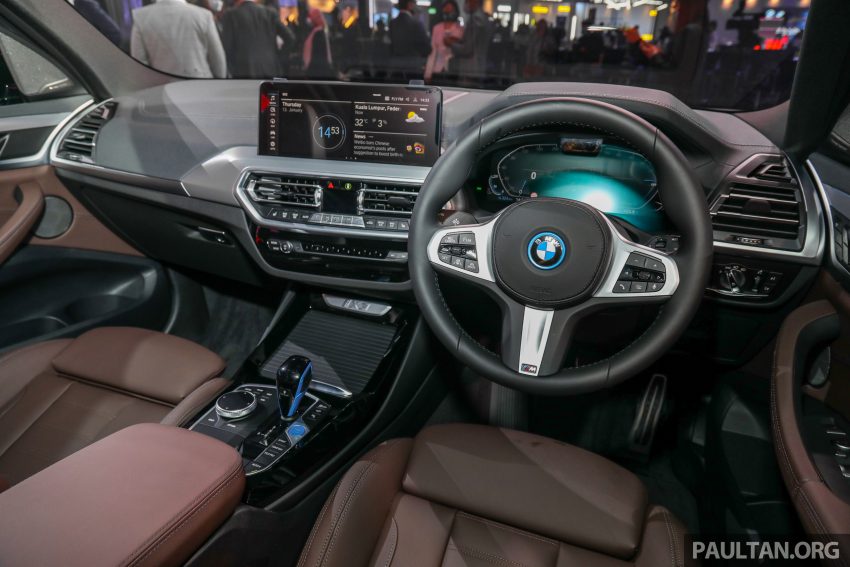 新车实拍: 2022 BMW iX3 M Sport Impressive, 30.7万起 171369