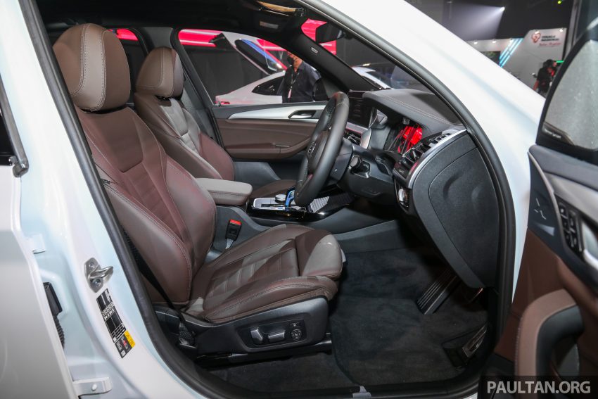 新车实拍: 2022 BMW iX3 M Sport Impressive, 30.7万起 171372