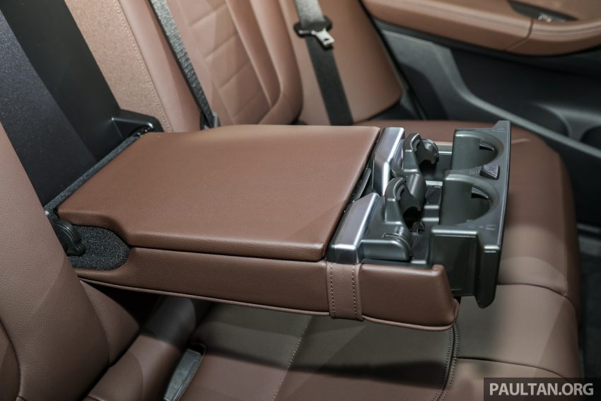 新车实拍: 2022 BMW iX3 M Sport Impressive, 30.7万起 171383