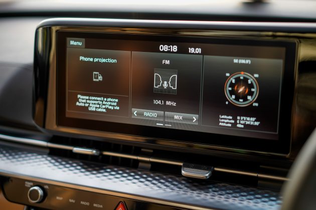 新车试驾: 2022 Kia Carnival, 专攻大型家庭十一人座MPV