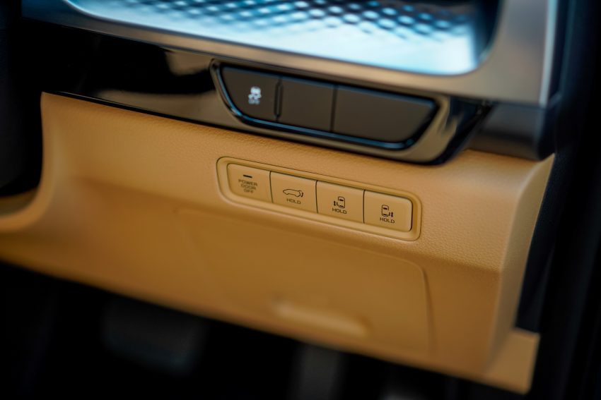 新车试驾: 2022 Kia Carnival, 专攻大型家庭十一人座MPV 172332