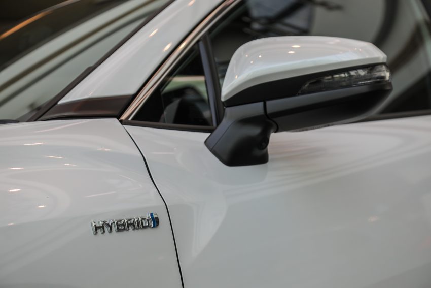 2022 Toyota Corolla Cross Hybrid 正式开卖，售RM137k 171524