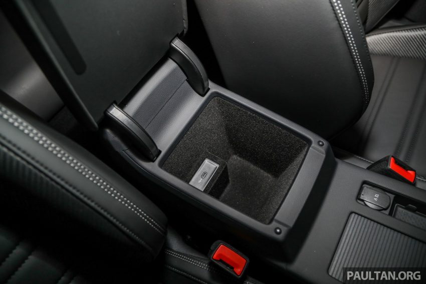 新车实拍: 2022 Volkswagen Passat R-Line 小升级版 171612