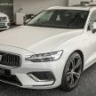 新车实拍: 2022 Volvo V60 Recharge T8 Inscription, Wagon版的S60, 仅有T8 PHEV油电版本, 本地售价28.6万