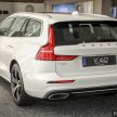 新车实拍: 2022 Volvo V60 Recharge T8 Inscription, Wagon版的S60, 仅有T8 PHEV油电版本, 本地售价28.6万