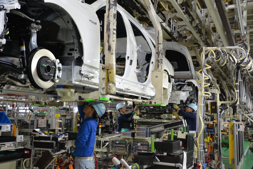 日本 Toyota 推出原厂复新服务, 停产旧车款车主的福音 170604