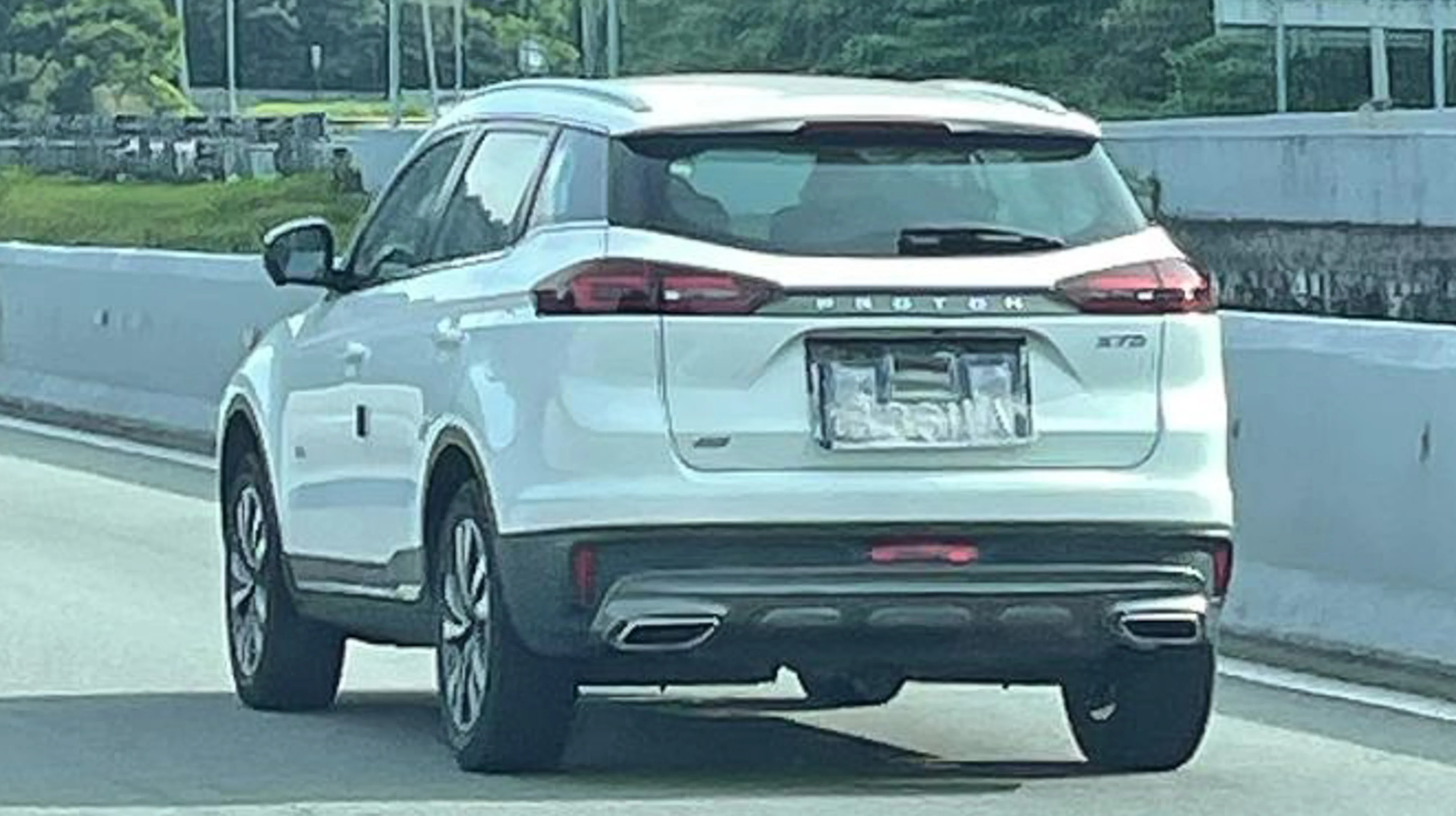 谍照：2022 Proton X70 AWD 路测，搭载1.5T三缸引擎？