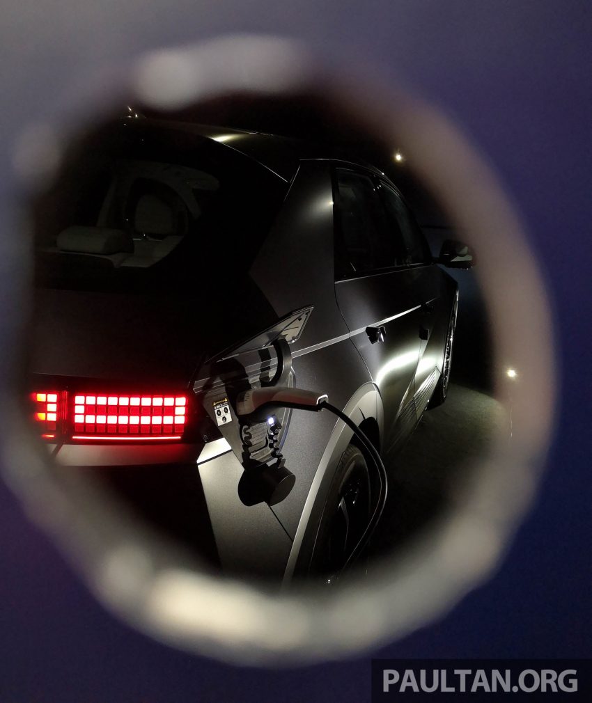 发布在即！2022 Hyundai Ioniq 5 纯电动车本地“亮相”！确定有 Lite 58 kWH、Plus 58 kWH、Max 72 kWH 三种版本 175336