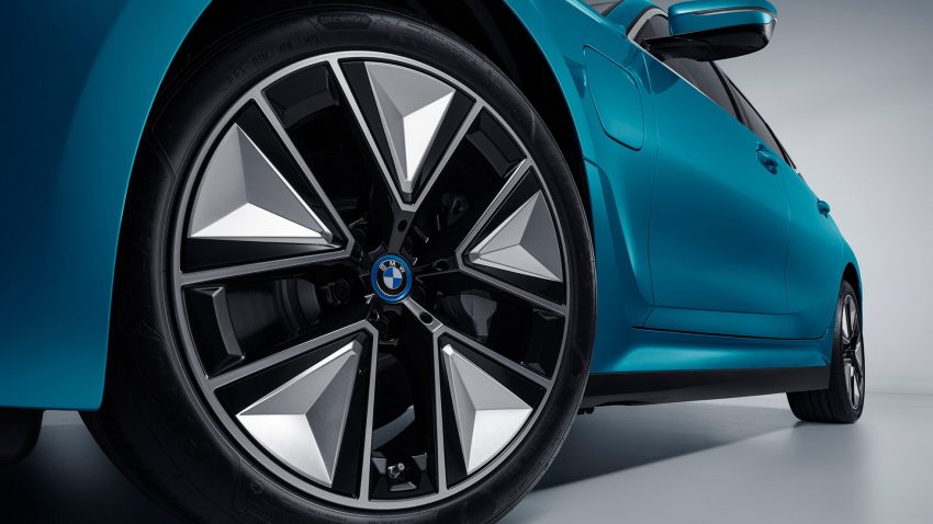 中国原厂发表 BMW i3 内装照, G20 3系列小改款内装确认 178401