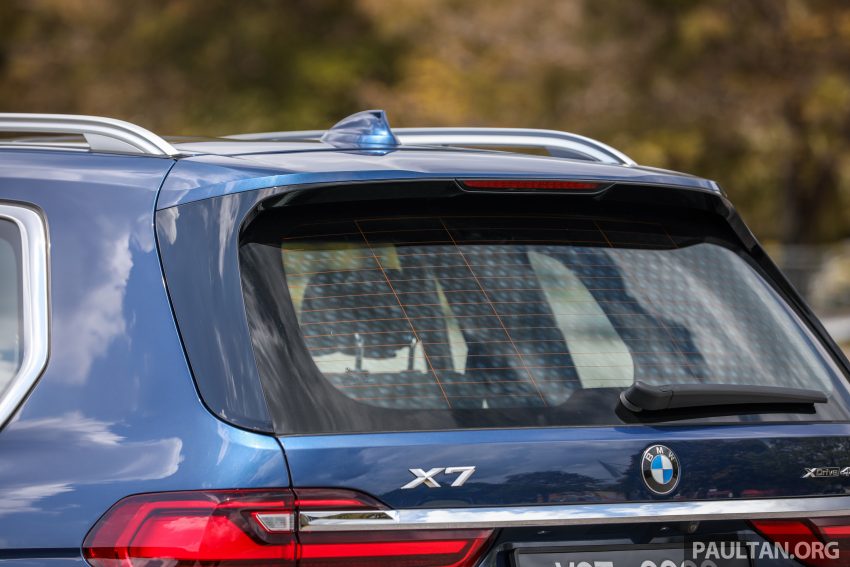 试驾：BMW X7 xDrive40i，气势磅礴！坐满七人也很舒服 180227