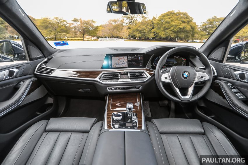 试驾：BMW X7 xDrive40i，气势磅礴！坐满七人也很舒服 180230