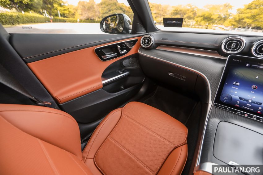 完整对比图集: W206 Mercedes-Benz C 200 Avantgarde vs C 300 AMG Line 进口版新车实拍, 售价28.8万与33万 179043