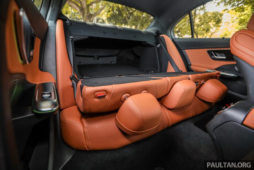 完整对比图集: W206 Mercedes-Benz C 200 Avantgarde vs C 300 AMG Line 进口版新车实拍, 售价28.8万与33万 179059