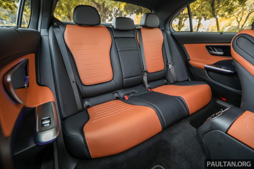 完整对比图集: W206 Mercedes-Benz C 200 Avantgarde vs C 300 AMG Line 进口版新车实拍, 售价28.8万与33万 179182