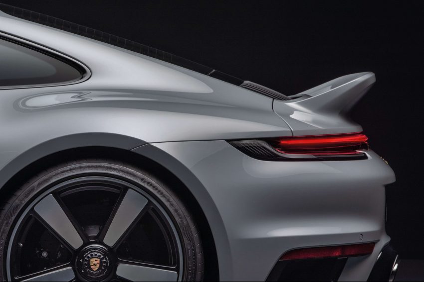 全球限量1,250台！992 Porsche 911 Sport Classic 登场 180483