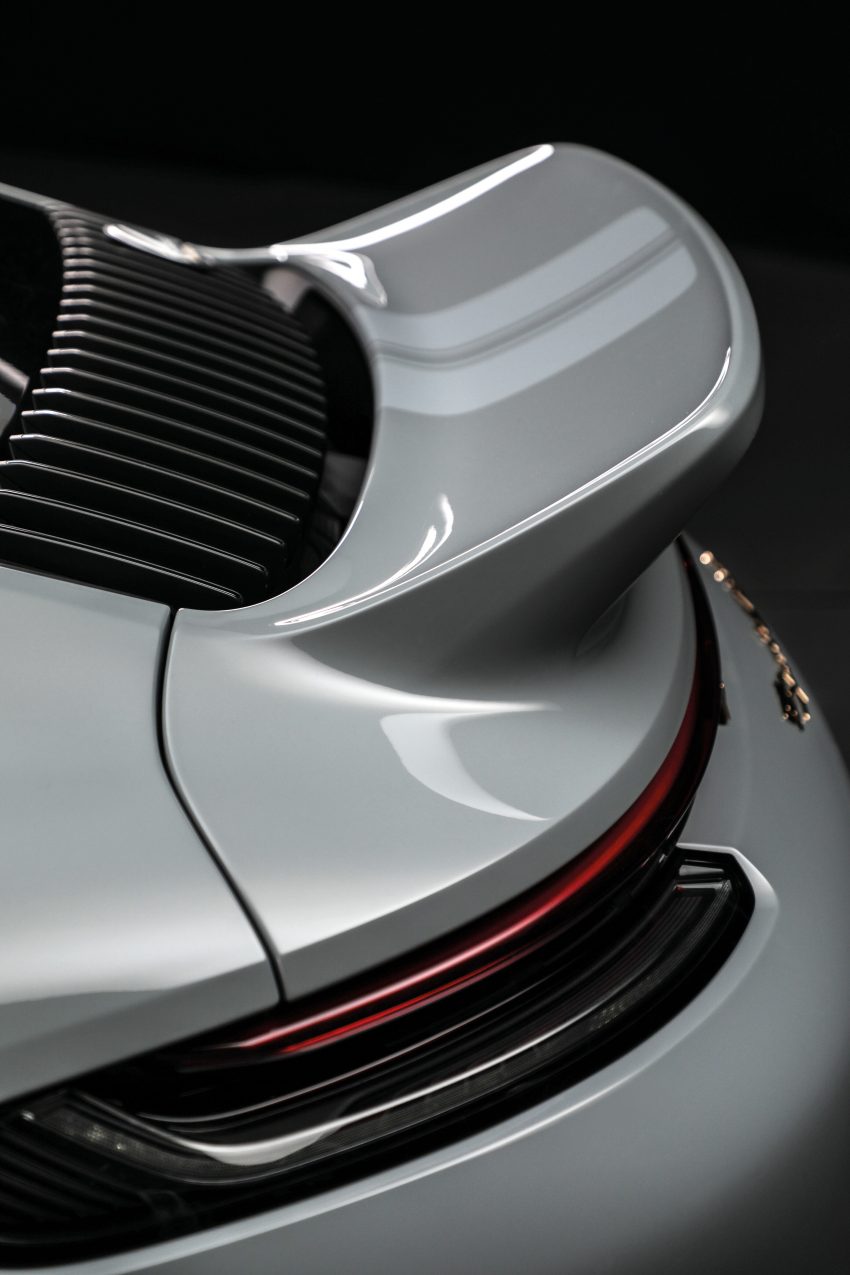 全球限量1,250台！992 Porsche 911 Sport Classic 登场 180491
