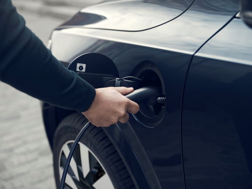 Volvo S60, V60, XC60, S90 与 XC90 Recharge T8 PHEV 本地迎来2023年式小升级版, 更强纯电续航里程与动力输出 180449