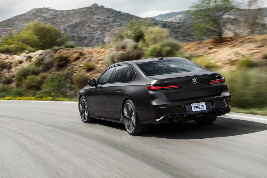 G70 BMW 7系列大改款面世, 搭配31.3寸8K后座影音荧幕 179597