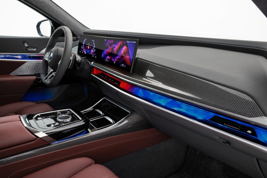 G70 BMW 7系列大改款面世, 搭配31.3寸8K后座影音荧幕 179599