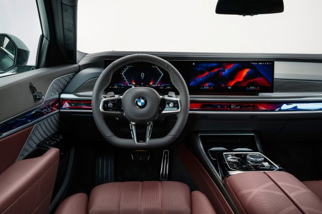 G70 BMW 7系列大改款面世, 搭配31.3寸8K后座影音荧幕