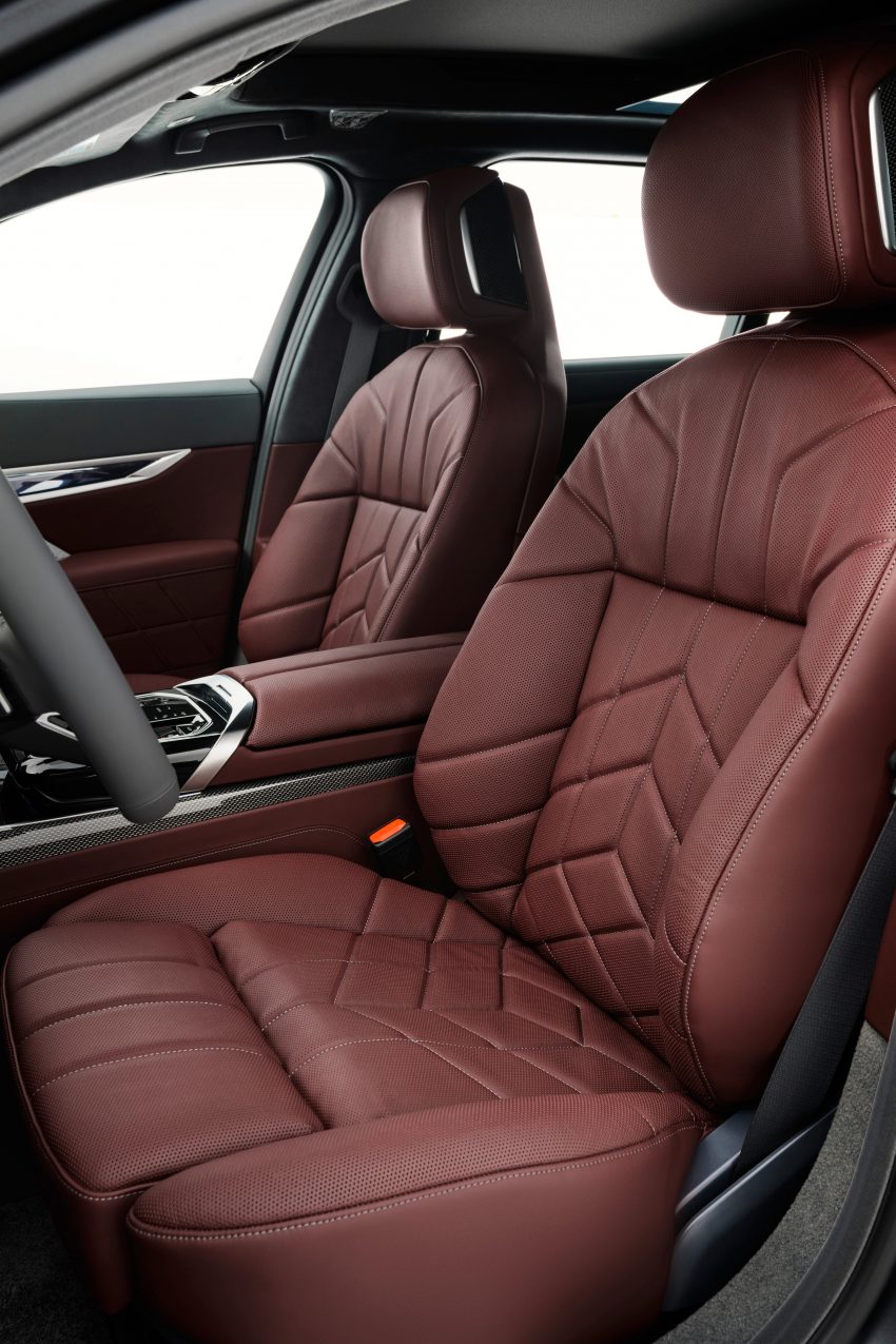 G70 BMW 7系列大改款面世, 搭配31.3寸8K后座影音荧幕 179605
