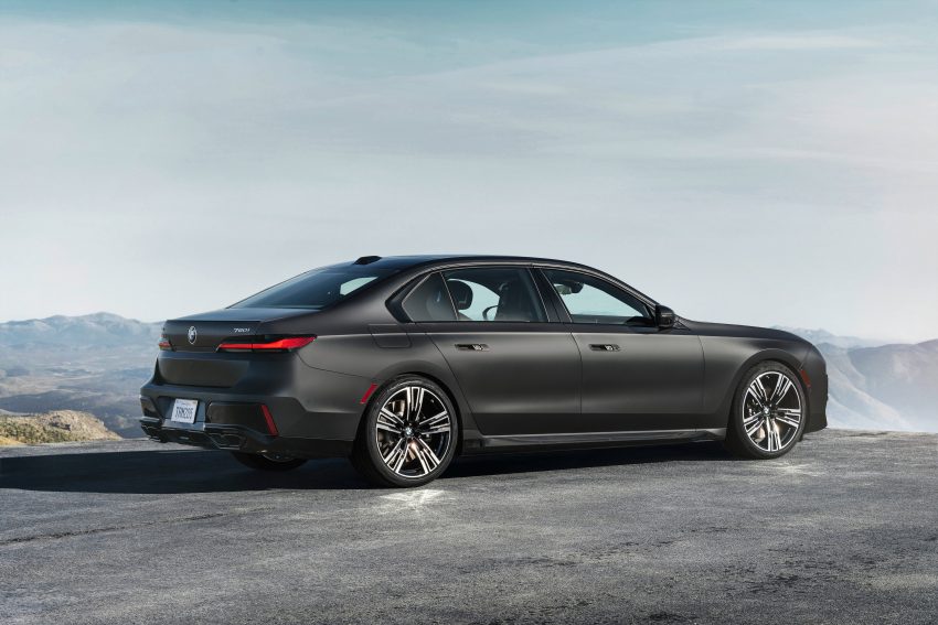 G70 BMW 7系列大改款面世, 搭配31.3寸8K后座影音荧幕 179581