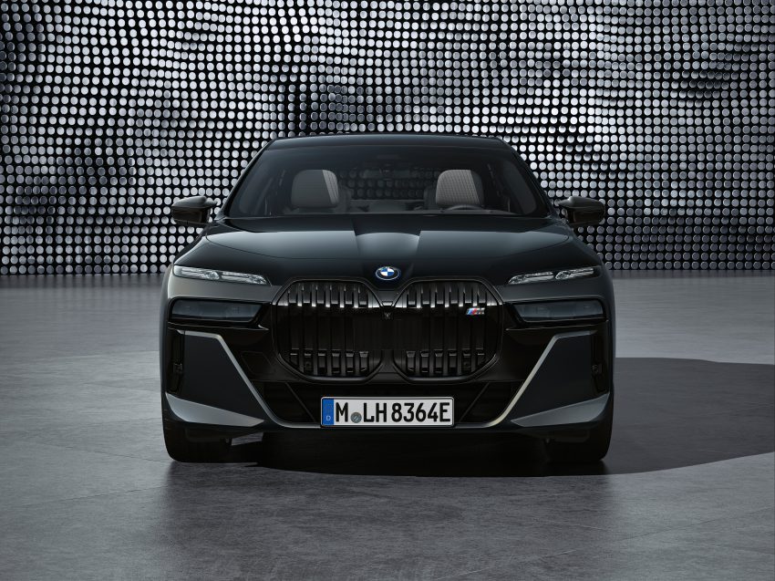 G70 BMW 7系列大改款面世, 搭配31.3寸8K后座影音荧幕 179624