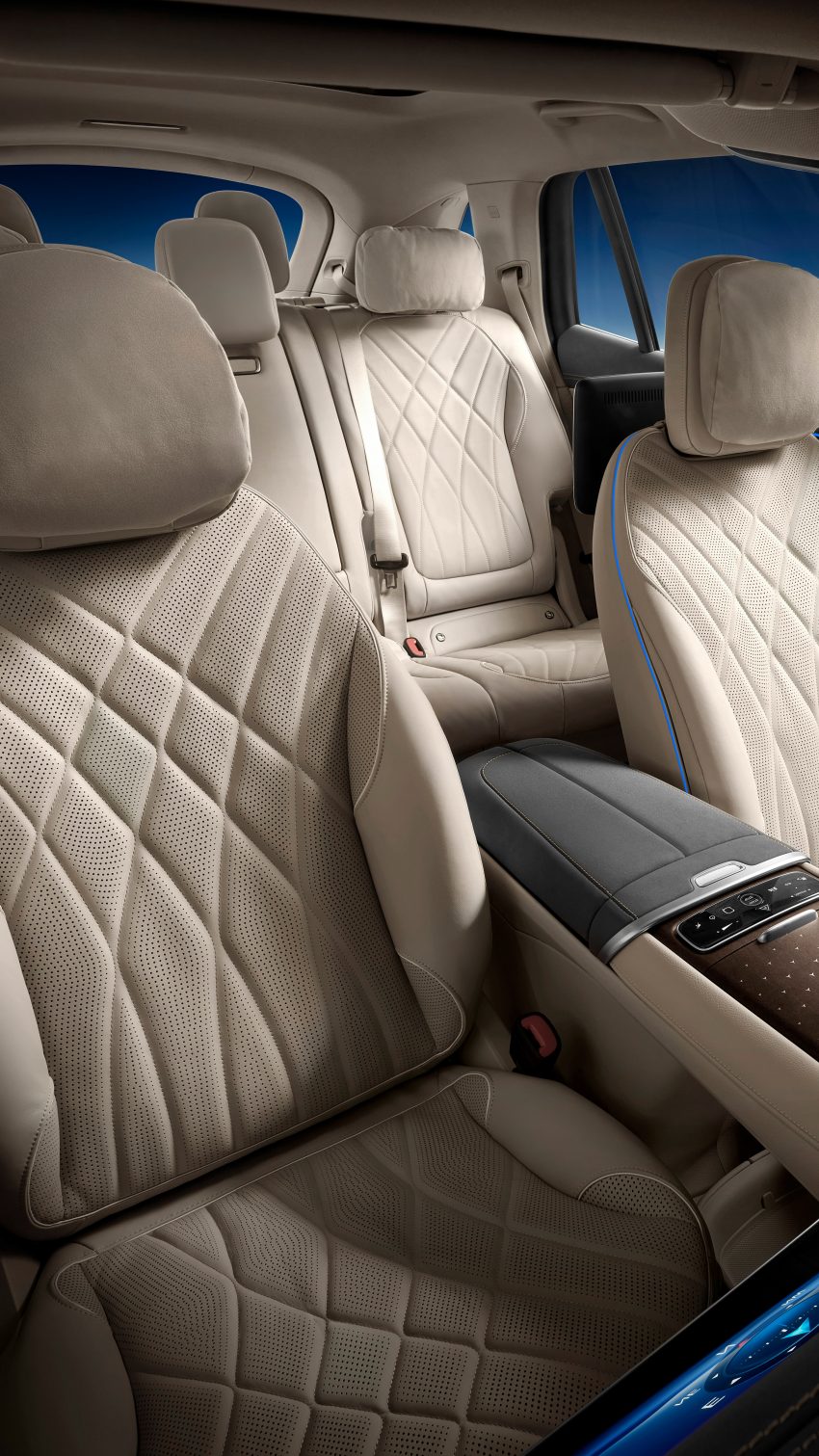 宾士纯电旗舰 SUV，Mercedes-Benz EQS SUV 全球首发 179278