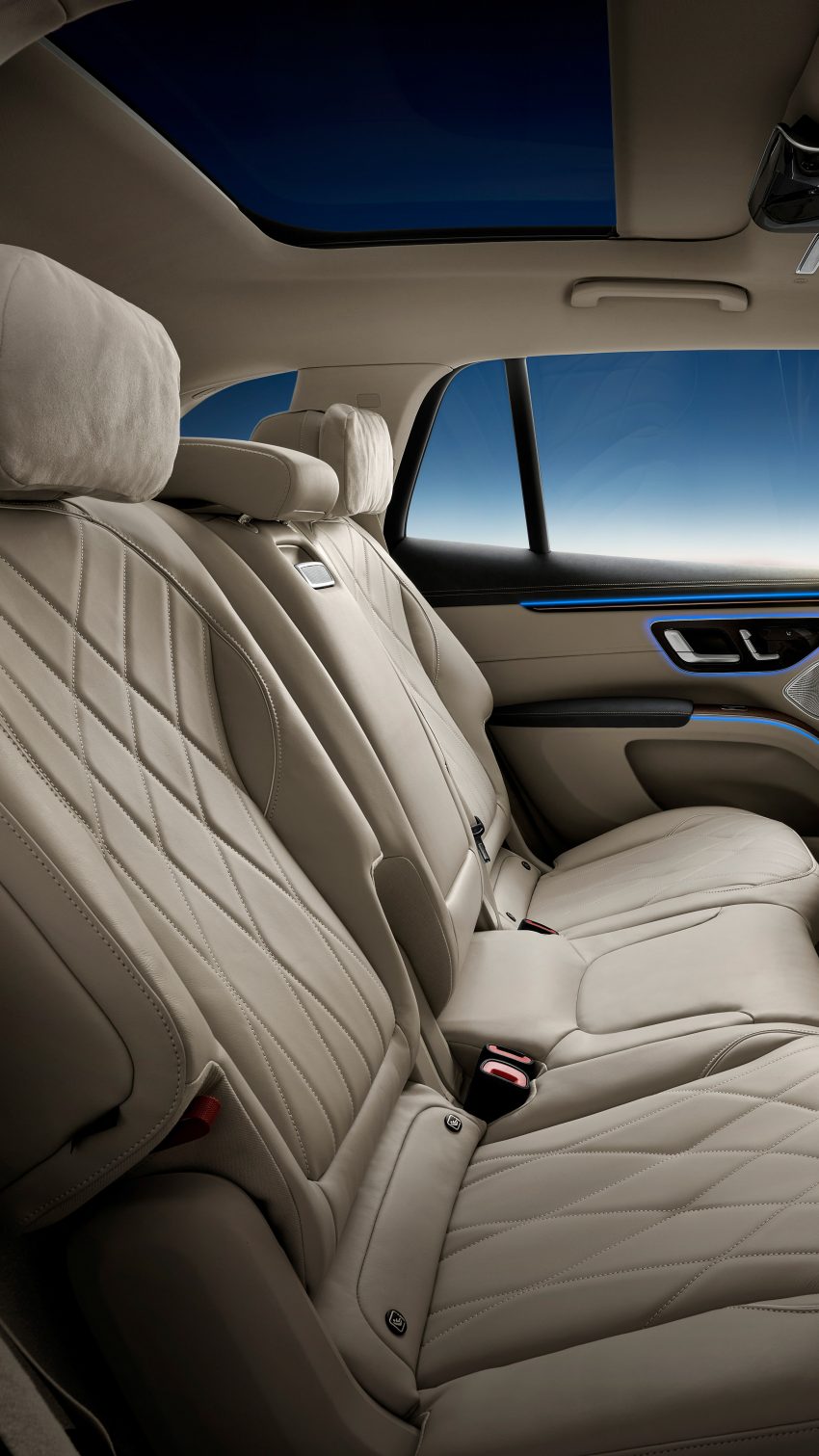 宾士纯电旗舰 SUV，Mercedes-Benz EQS SUV 全球首发 179280