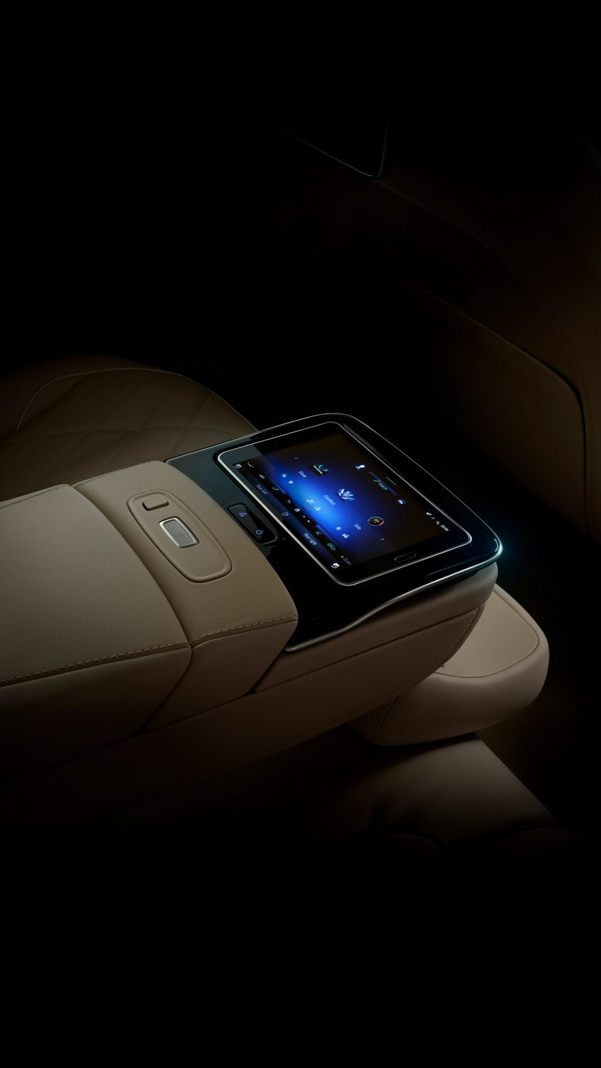 宾士纯电旗舰 SUV，Mercedes-Benz EQS SUV 全球首发 179288