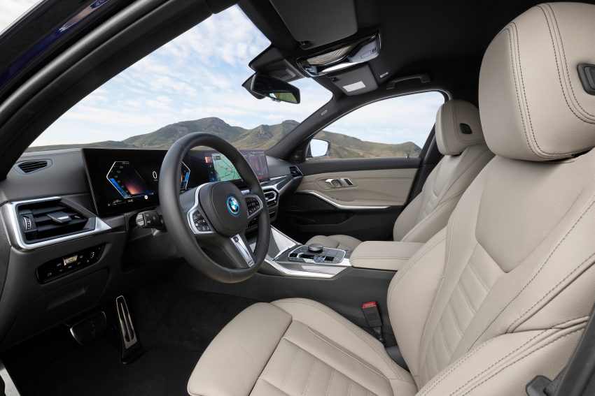 2023 BMW 3系列小改款官图发布！搭载 iDrive 8 车载系统 181129