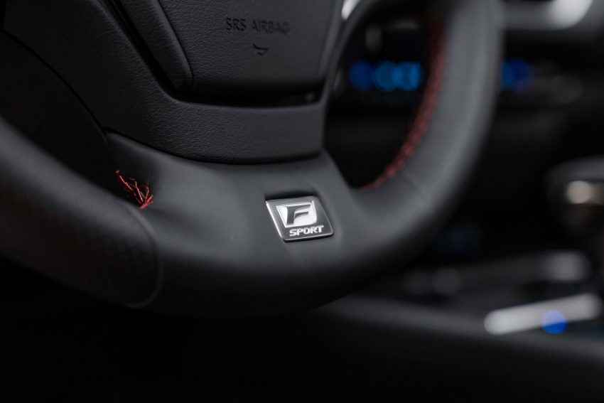 小改款 Lexus UX 全球首发, 终于取消被诟病的触控面板 180959