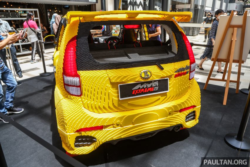耗费两个月精心打造！1:1 比例乐高积木版 ‘Perodua MyBi’ 182276