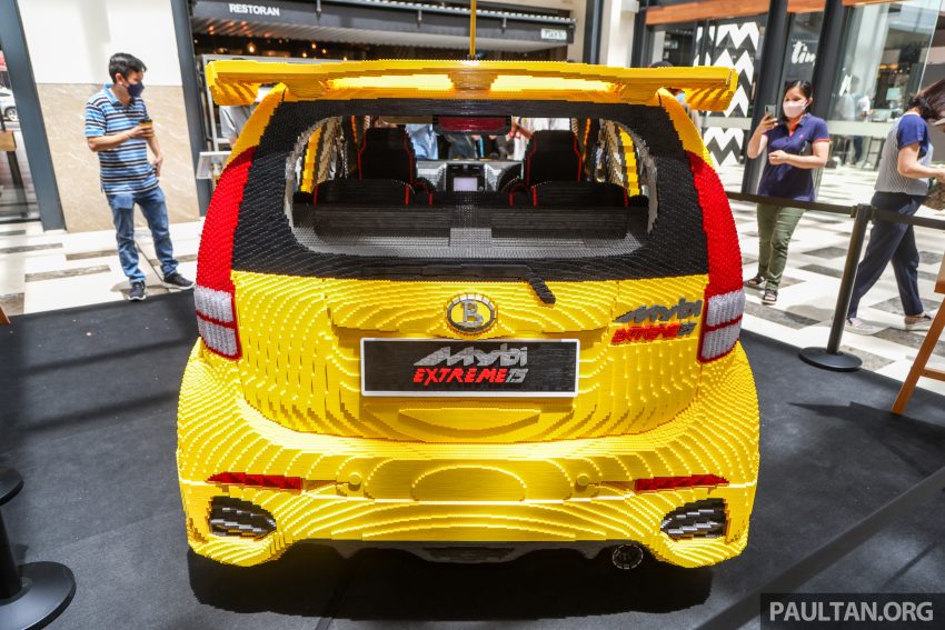 耗费两个月精心打造！1:1 比例乐高积木版 ‘Perodua MyBi’ 182278