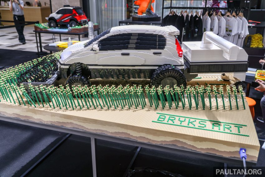 耗费两个月精心打造！1:1 比例乐高积木版 ‘Perodua MyBi’ 182265