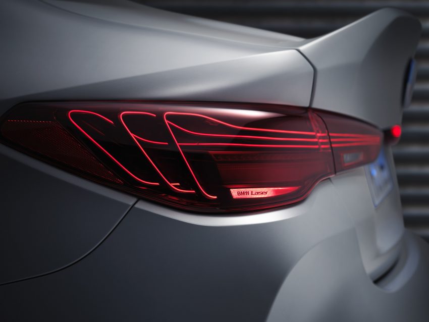 时隔19年后回归！2022 BMW M4 CSL 官图发布，号称品牌旗下最速量产车！极致减重100公斤，全球限量1,000台 181559