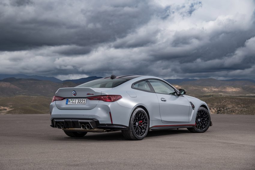 时隔19年后回归！2022 BMW M4 CSL 官图发布，号称品牌旗下最速量产车！极致减重100公斤，全球限量1,000台 181615