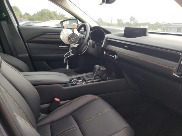 缺车致价格暴涨, 美 Mazda CX-50 事故车拍卖价比新车高!
