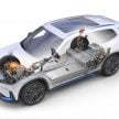 BMW iX1 纯电动SUV预告将来马, 5.7秒破百, 440公里续航
